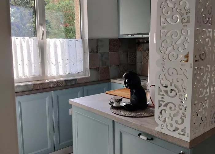 Bellissima 2 Minutes Away From The Apartment