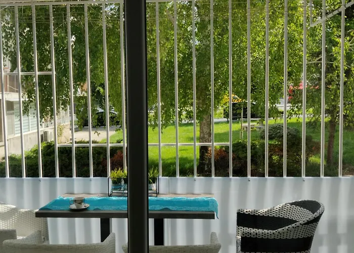 Bellissima 2 Minutes Away From The *